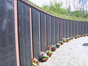 Gedenktafeln am U-Boot Ehrenmal Mltendorf