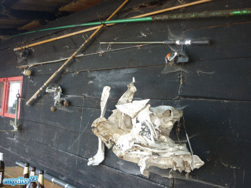 Wrackteile eines Lancaster-Bombers im Heimatmuseum Motzen