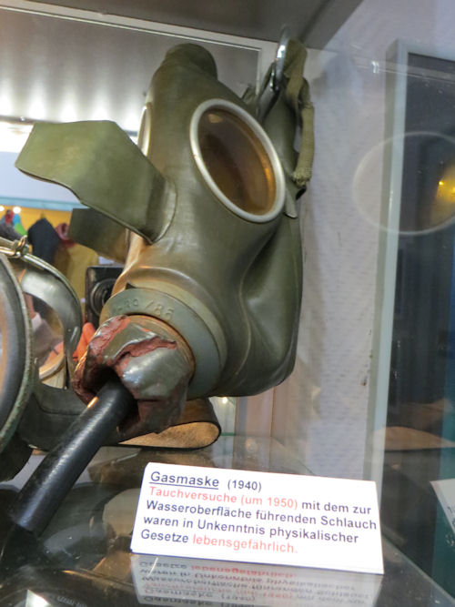 Tauchermasken im Sporttauchermuseum Berlin