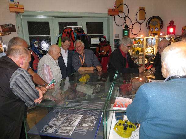 Manfred Brner und Peter Fuchs zu Gast im Sporttauchermuseum Berlin