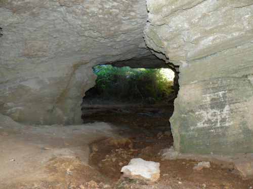 Cyclops Cave